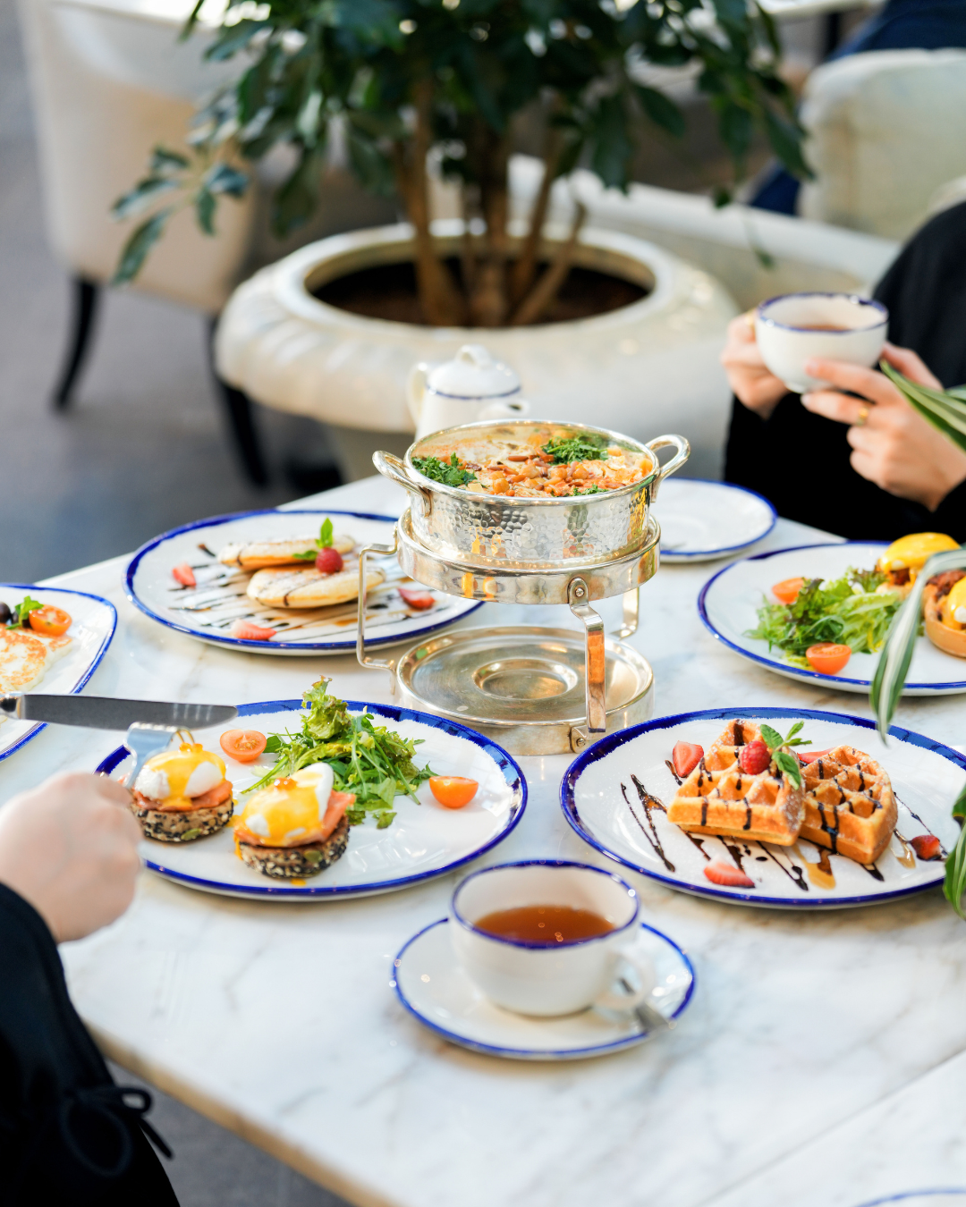 Jardin- Tea in the garden